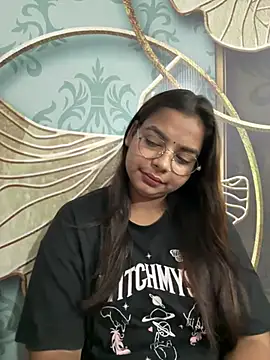 Snapshot of Himani_0122 chatting on August 2026 04:11:02 AM Himani 0122 online show from August 2026 04:11:02 AM