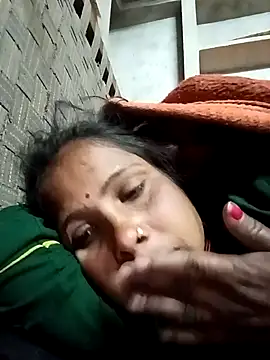 Shreya pandit online show from February 2026 11:34:02 PM