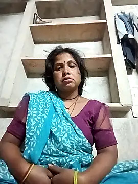 Shreya pandit online show from April 2026 06:27:02 PM