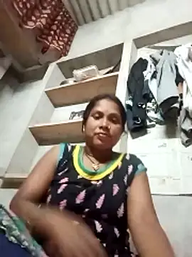 Snapshot of Shreya_pandit chatting on April 2026 07:06:01 PM Shreya pandit online show from April 2026 07:06:01 PM