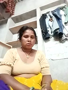 Snapshot of Shreya_pandit chatting on April 2026 12:51:02 PM Shreya pandit online show from April 2026 12:51:02 PM