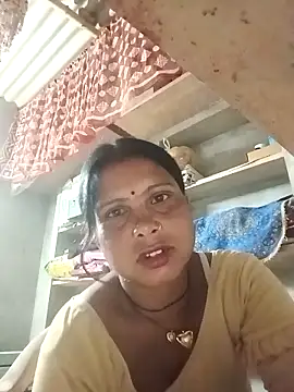 Snapshot of Shreya_pandit chatting on April 2026 06:02:02 PM Shreya pandit online show from April 2026 06:02:02 PM