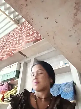 Snapshot of Shreya_pandit chatting on May 2026 12:22:01 PM Shreya pandit online show from May 2026 12:22:01 PM
