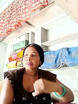 Snapshot of Shreya_pandit chatting on May 2026 03:58:01 AM Shreya pandit online show from May 2026 03:58:01 AM