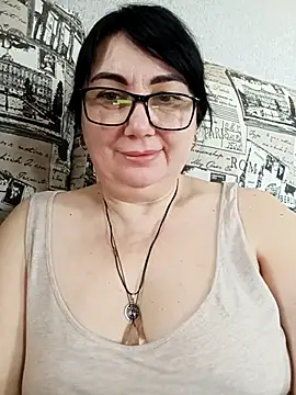 MariSwan222 online show from March 2026 10:43:01 AM