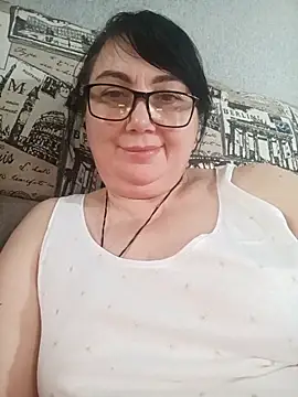 MariSwan222 online show from April 2026 02:21:01 PM