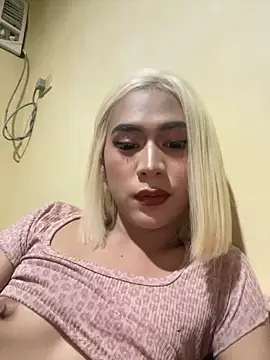 Snapshot of Lucy-penelope chatting on March 2026 03:50:01 PM Lucy-penelope online show from March 2026 03:50:01 PM