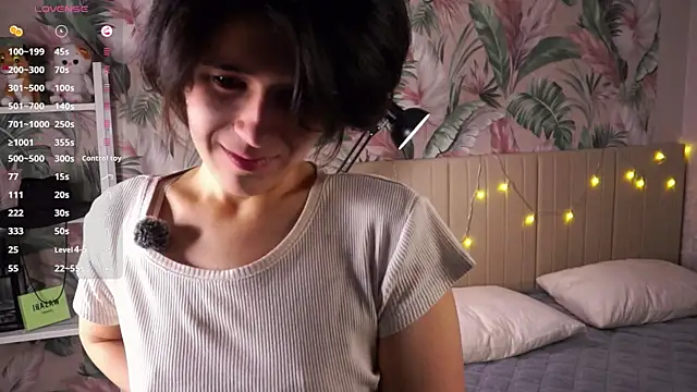 MerrieBarnicle online show from January 2026 05:24:01 AM