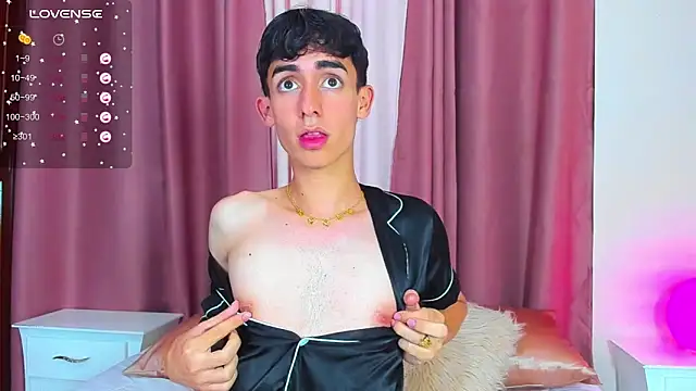 Snapshot of starboyy_77 chatting on January 2026 12:53:02 PM starboyy 77 online show from January 2026 12:53:02 PM