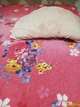 Snapshot of Fannyfoxfi chatting on January 2026 09:15:02 AM Fannyfoxfi online show from January 2026 09:15:02 AM