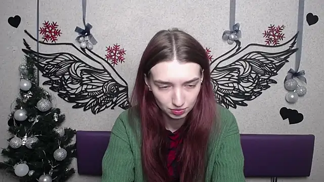 LisaDarcy online show from December 2025 06:09:01 AM