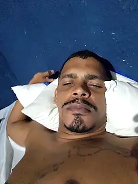 marreta240675 online show from April 2026 11:16:01 AM