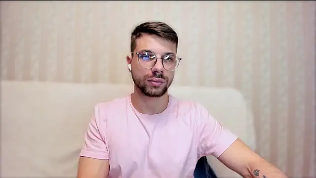 Tony Wolf online show from April 2026 11:00:01 PM