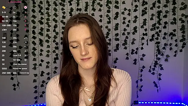 Snapshot of LisaBoddy chatting on February 2026 12:26:01 PM LisaBoddy online show from February 2026 12:26:01 PM