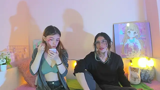 Briar y Blair online show from December 2025 02:25:01 PM