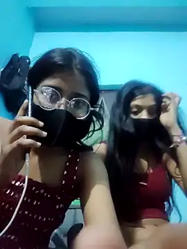 Snapshot of Aaradhya-Rani chatting on April 2026 05:52:02 PM Aaradhya-Rani online show from April 2026 05:52:02 PM