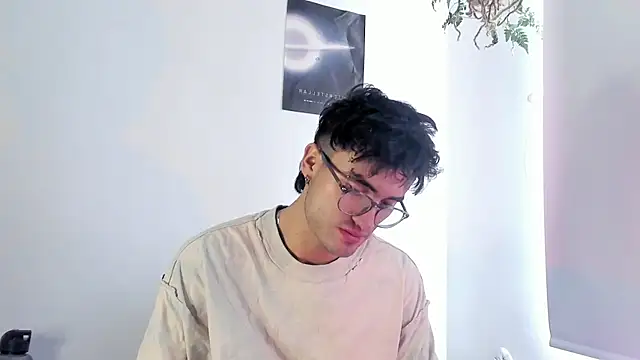 charlie dicker online show from January 2026 03:47:01 PM