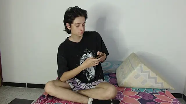 Snapshot of cirosky_elchicopolla chatting on February 2026 04:39:01 AM cirosky elchicopolla online show from February 2026 04:39:01 AM