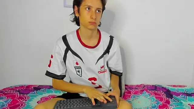 Snapshot of cirosky_elchicopolla chatting on February 2026 03:35:02 AM cirosky elchicopolla online show from February 2026 03:35:02 AM