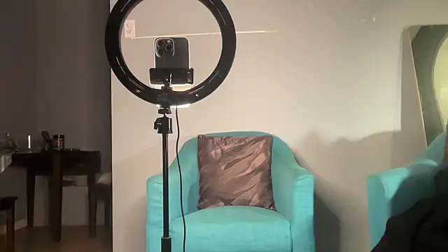 siennadiamond online show from February 2026 11:52:02 PM