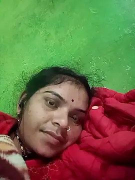 Snapshot of Uma_pande chatting on January 2026 10:33:02 PM Uma pande online show from January 2026 10:33:02 PM