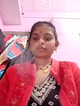 Snapshot of Uma_pande chatting on February 2026 11:30:01 PM Uma pande online show from February 2026 11:30:01 PM