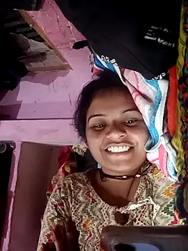 Snapshot of Uma_pande chatting on March 2026 07:15:01 AM Uma pande online show from March 2026 07:15:01 AM