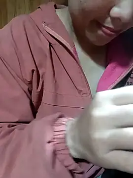 Chloe-ee online show from February 2026 02:31:02 AM