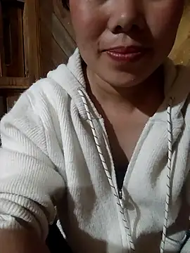 Chloe-ee online show from February 2026 01:56:01 PM