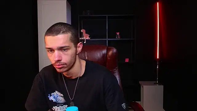 KaydenDrew online show from February 2026 05:23:01 AM