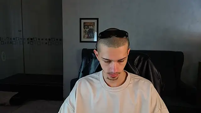 KaydenDrew online show from April 2026 04:17:02 AM