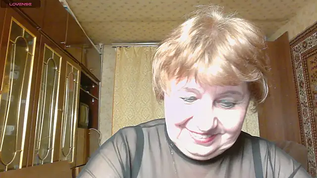 Snapshot of Casey_peach chatting on January 2026 04:01:02 PM Casey peach online show from January 2026 04:01:02 PM