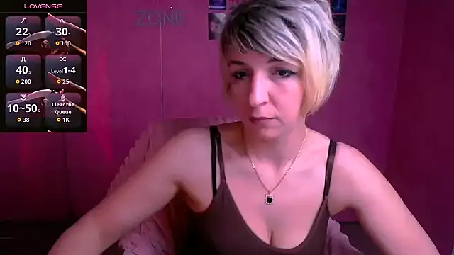 Lana Foxyy online show from March 2026 06:28:02 AM