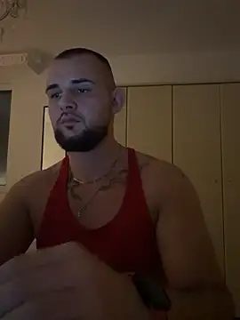 Snapshot of LunaFoxTip chatting on February 2026 07:08:01 PM LunaFoxTip online show from February 2026 07:08:01 PM