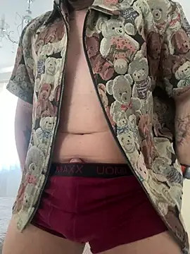 Snapshot of LunaFoxTip chatting on March 2026 10:43:01 AM LunaFoxTip online show from March 2026 10:43:01 AM