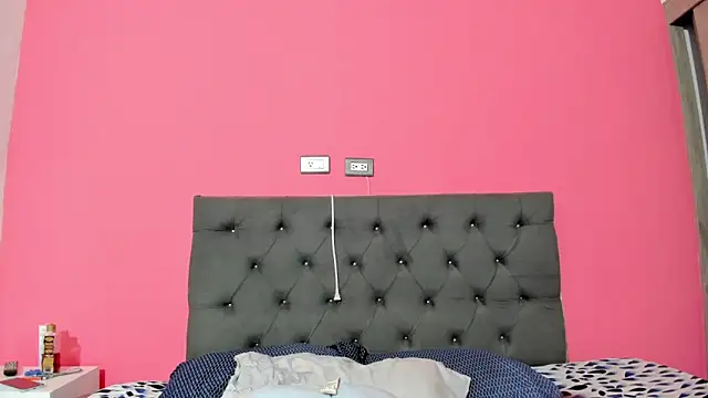 Snapshot of ariloe_quintero chatting on February 2026 01:15:01 PM ariloe quintero online show from February 2026 01:15:01 PM