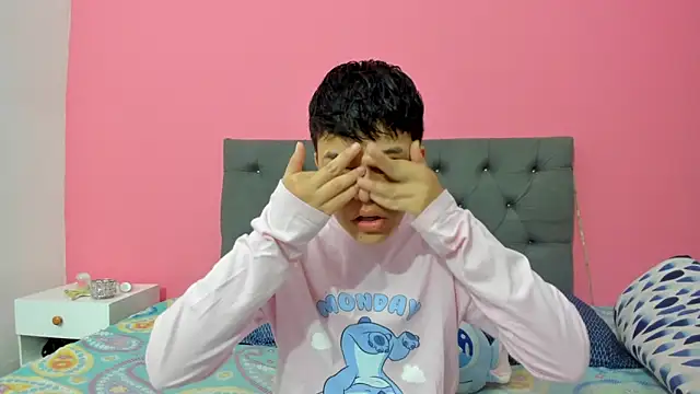 Snapshot of ariloe_quintero chatting on February 2026 12:38:02 PM ariloe quintero online show from February 2026 12:38:02 PM