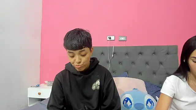 Snapshot of ariloe_quintero chatting on February 2026 12:47:02 PM ariloe quintero online show from February 2026 12:47:02 PM