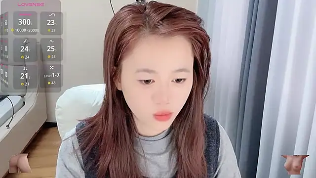 Amireux-8 online show from March 2026 04:28:02 AM