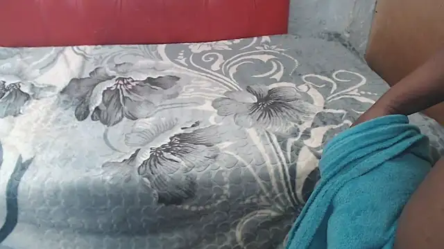 LaicyBrown76 online show from April 2026 06:03:02 AM