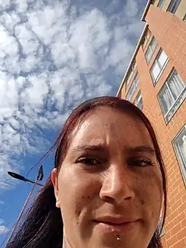 mara adiction online show from December 2025 09:00:02 PM