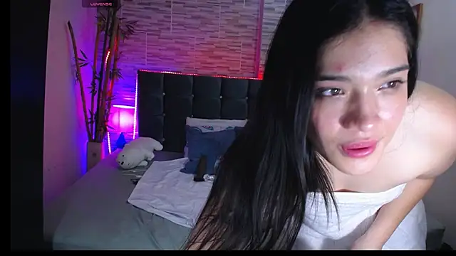 Valeri hot22 online show from April 2026 02:51:02 AM