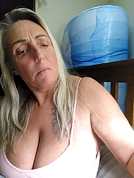 Snapshot of theblondecocklover chatting on June 2026 09:13:02 PM theblondecocklover online show from June 2026 09:13:02 PM