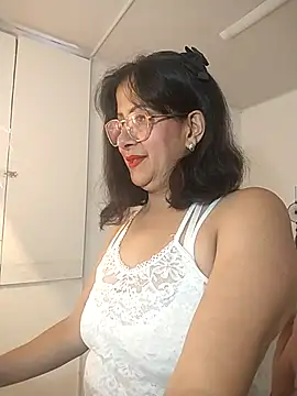 christy ant online show from February 2026 06:26:02 PM