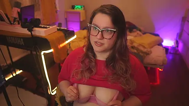 Snapshot of FireproofCuriousiteaze chatting on March 2026 07:05:01 AM FireproofCuriousiteaze online show from March 2026 07:05:01 AM