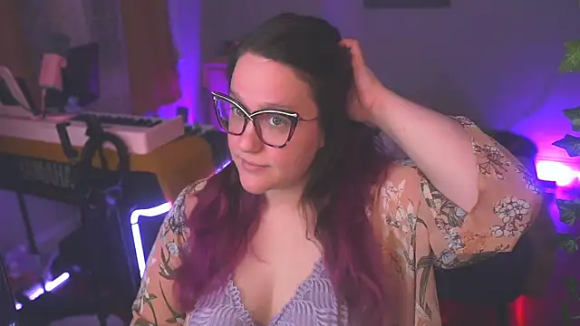 Snapshot of FireproofCuriousiteaze chatting on April 2026 06:25:01 AM FireproofCuriousiteaze online show from April 2026 06:25:01 AM