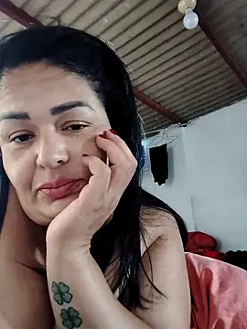 Camilaxxo online show from April 2026 09:42:01 PM