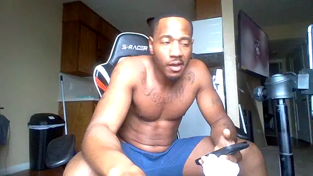 Snapshot of KingDes55 chatting on June 2026 02:44:02 PM KingDes55 online show from June 2026 02:44:02 PM