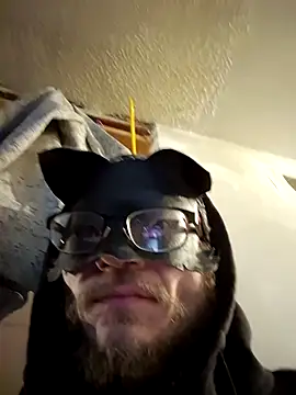 Snapshot of Sinuel chatting on December 2025 04:14:01 PM Sinuel online show from December 2025 04:14:01 PM