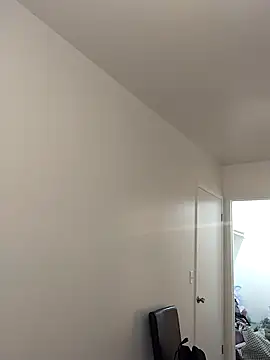 Snapshot of AverageAnt_ chatting on February 2026 09:06:02 AM AverageAnt online show from February 2026 09:06:02 AM